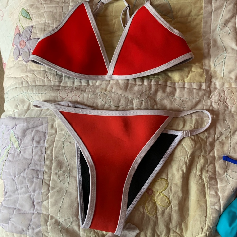 HOAKA Hawaii Red Neoprene Bikini Set (Small)